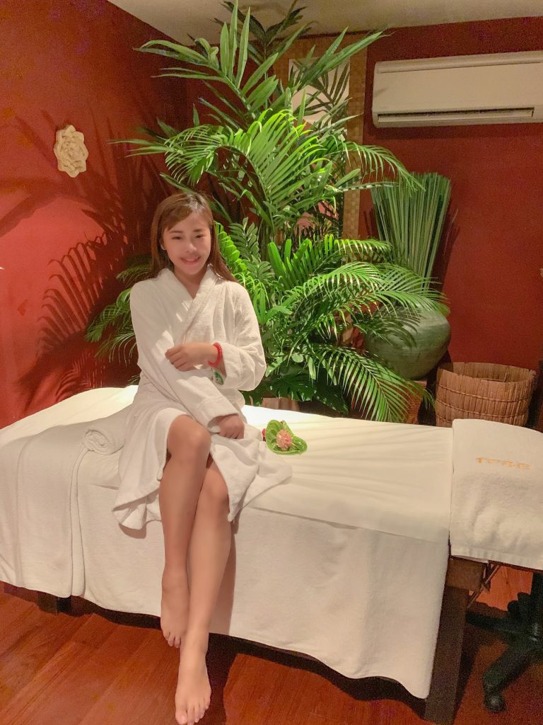 全身芳療肩背按摩流程